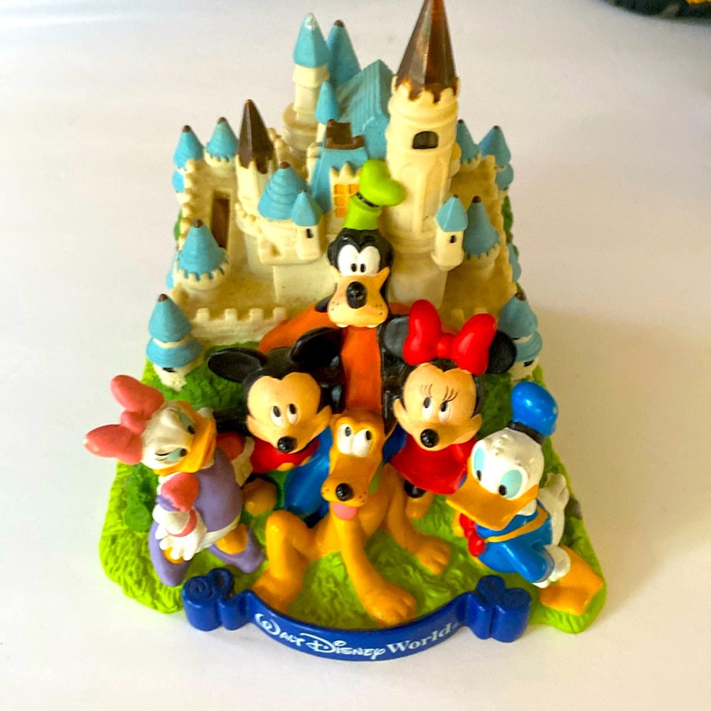 Walt disney world plastic piggy bank